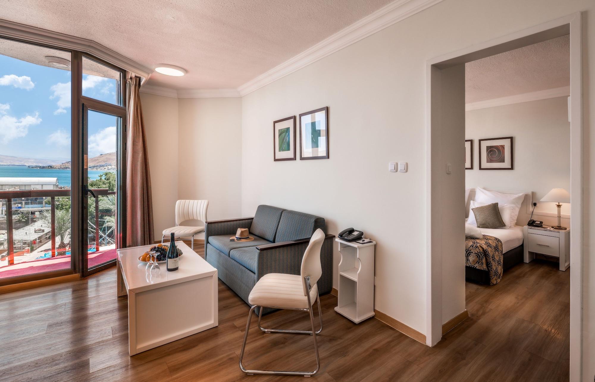 Caesar Premier Tiberias Hotel Екстериор снимка