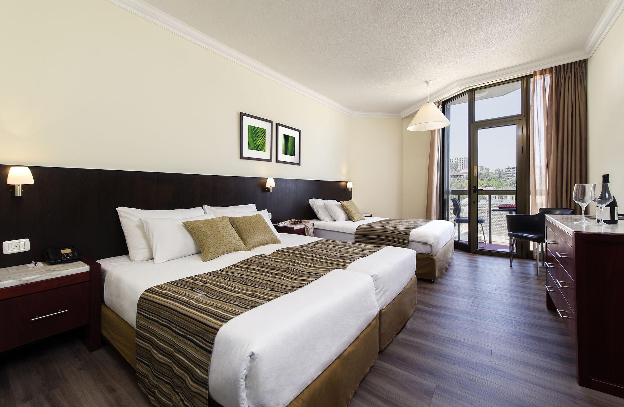 Caesar Premier Tiberias Hotel Екстериор снимка