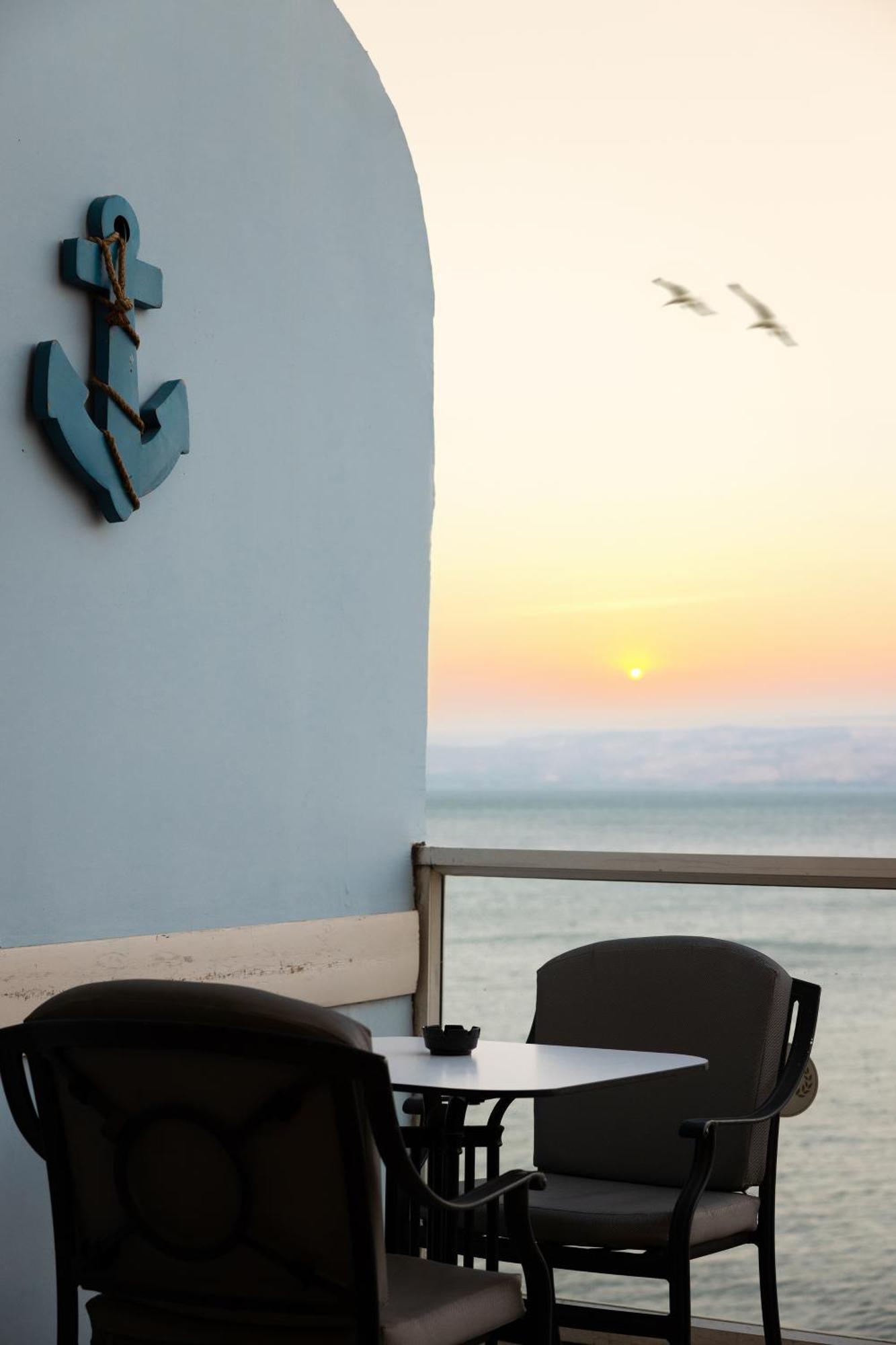 Caesar Premier Tiberias Hotel Екстериор снимка